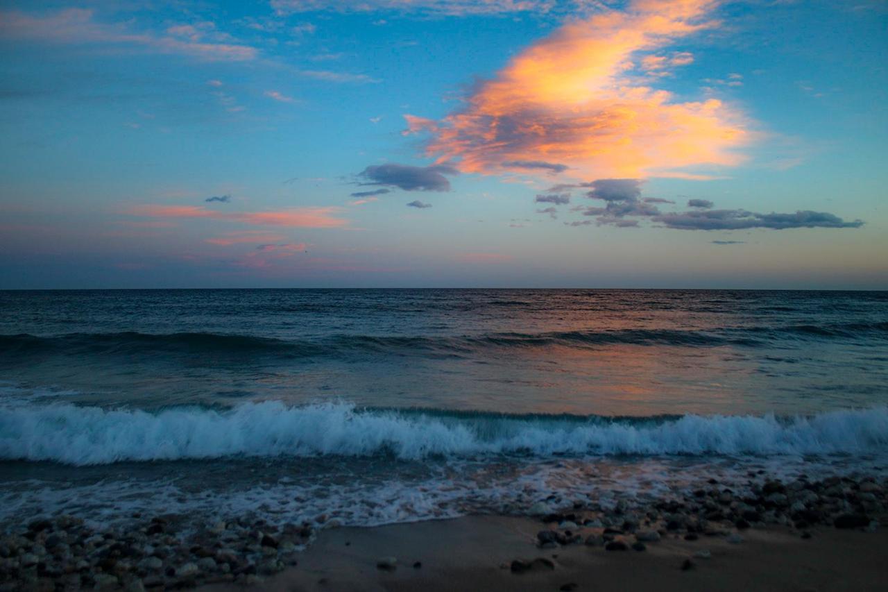 La Palmera. El Amanecer En El Parque Natural Agua Amarga  Exteriér fotografie